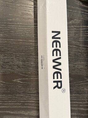 NEEWER Photography Light Stand – Open Box, Never Used